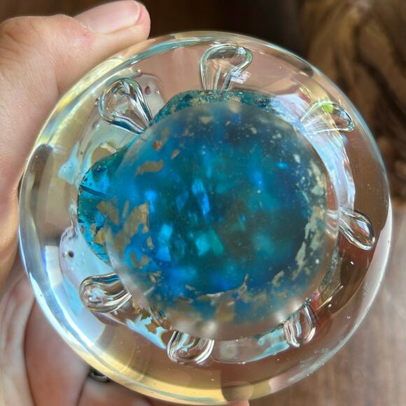 Vintage Murano Style Controlled Bubbles Dolphins w/ Gold Flakes Paperweight - Picture 7 of 9